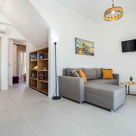 Avgoustidis Apartments Лименария Екстериор снимка