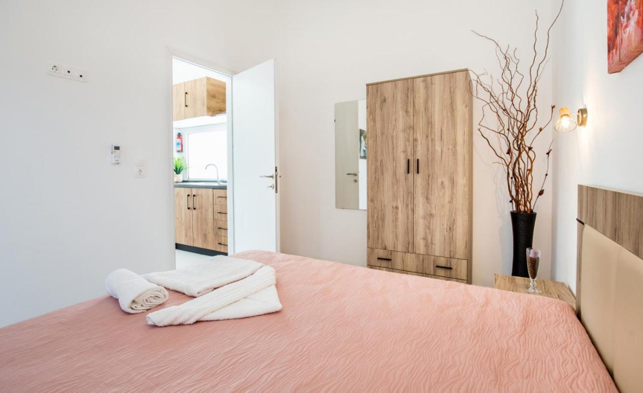 Avgoustidis Apartments Лименария Екстериор снимка